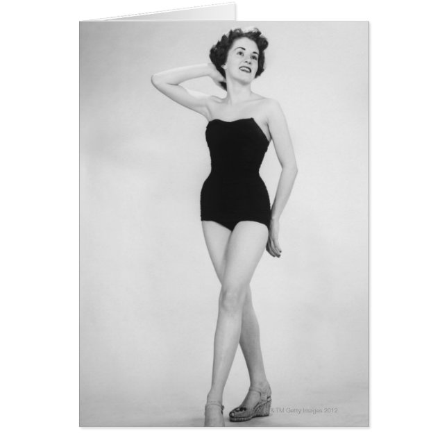 Femme dans le corset noir (Devant)