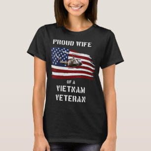 Femme Fier Épouse D'Un Vétéran Viêt Nam T-Shirt V-