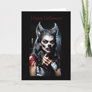 Femme Loup-garou appliquant la carte d'Halloween m