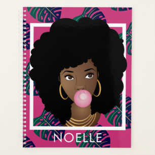 Femme noire, Motif de gomme à bulle de pomme rose