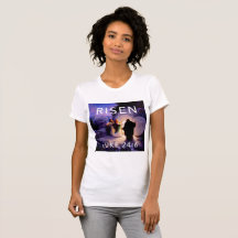 Femmes au T-shirt vide de tombe