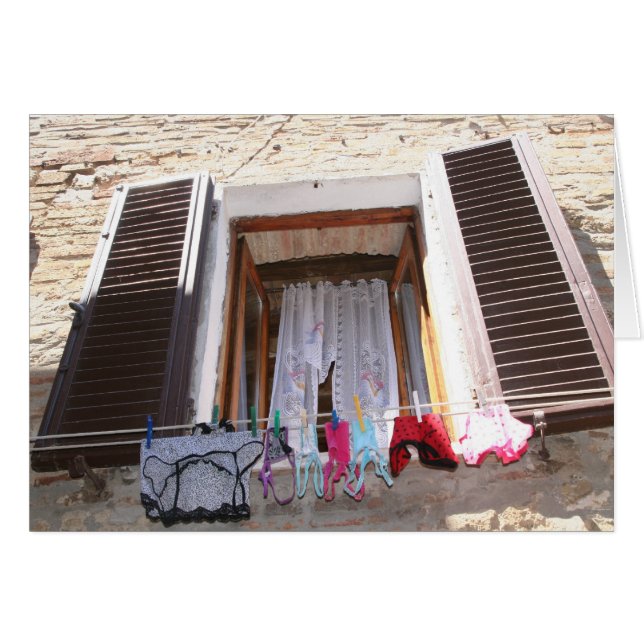 Fenêtre et ongles (Devant Horizontal)