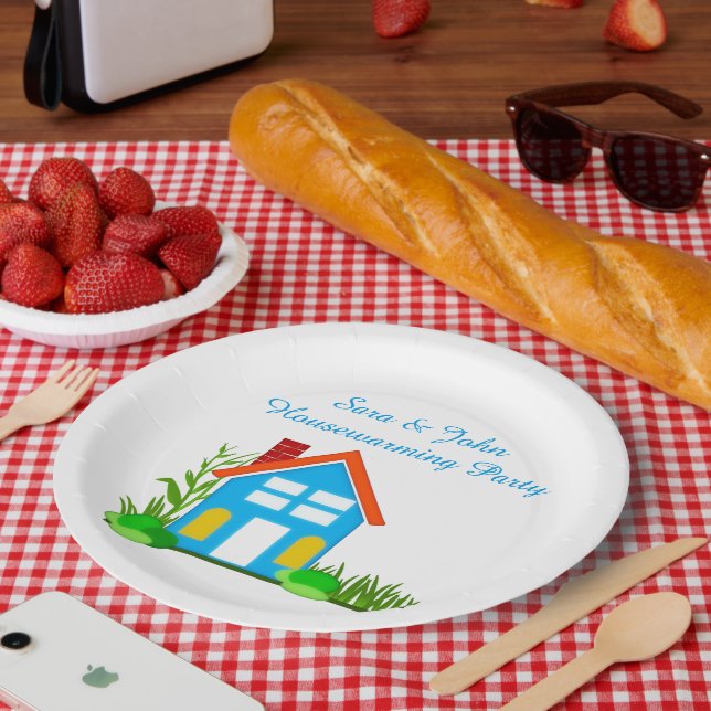 Fête de crémaillère avec assiettes en papier à mon (Pique-nique)