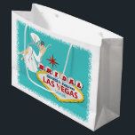 Fête des mariées en Sac cadeau Las Vegas<br><div class="desc">Fête des mariées à Las Vegas Gift Bag,  avec la mariée balançant sur une bague géante en diamant</div>