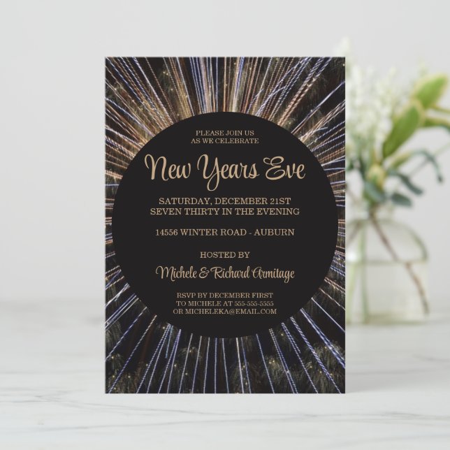 Fête du feu d'artifice Nouvel An Invitation (Debout devant)
