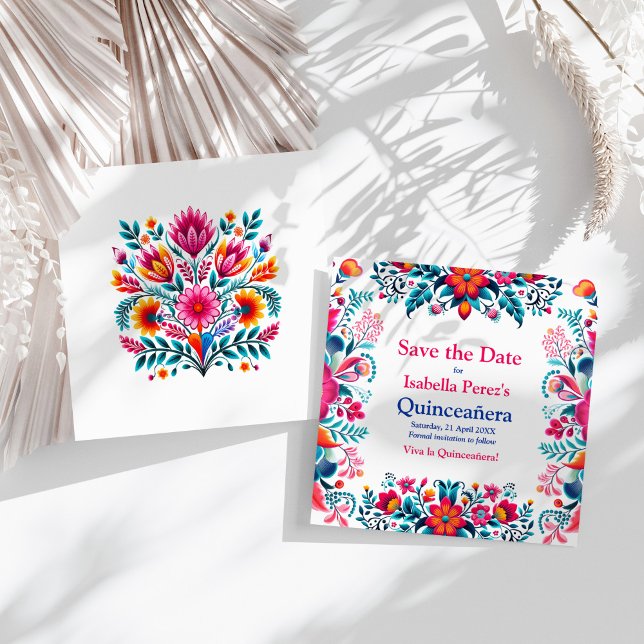 Fête Florale de Quince Ans Mexicaine Invitation à  (Floral Quinceanera Mexican Fiesta Save the Date Invitation on a sunny white table.)