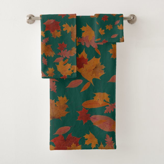 Feuille d'automne d'or sur la turquoise faite sur (En situation)