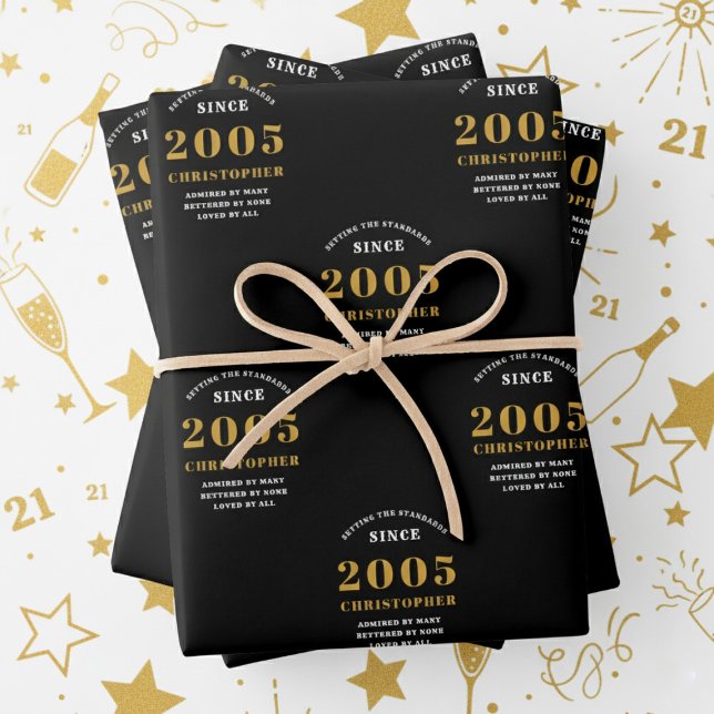 Feuille De Papier Cadeau 20th Birthday born 2005 Ajouter Nom Black Gold (2005 wrapping paper. White and gold background.)