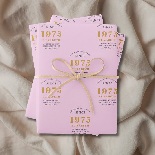 Feuille De Papier Cadeau 50th Birthday 1975 Ajouter le nom Pink Grey (50th birthday personalized pink wrapping paper.)