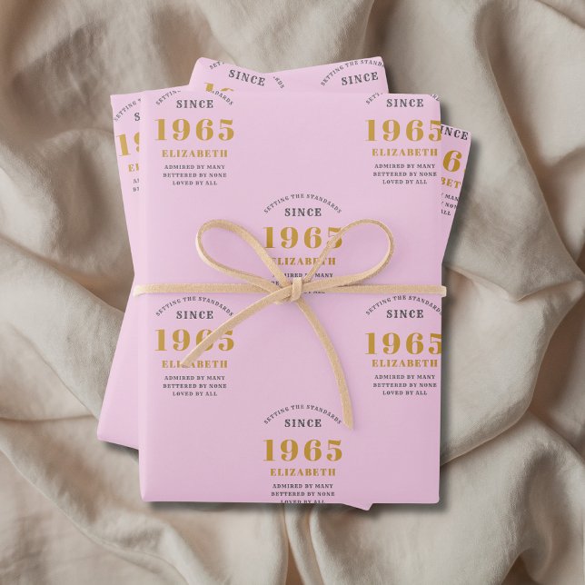 Feuille De Papier Cadeau 60th Birthday 1965 Ajouter Nom Rose Grey (60th birthday personalized pink wrapping paper.)