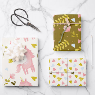 Feuille De Papier Cadeau A set of patterns with unicorns