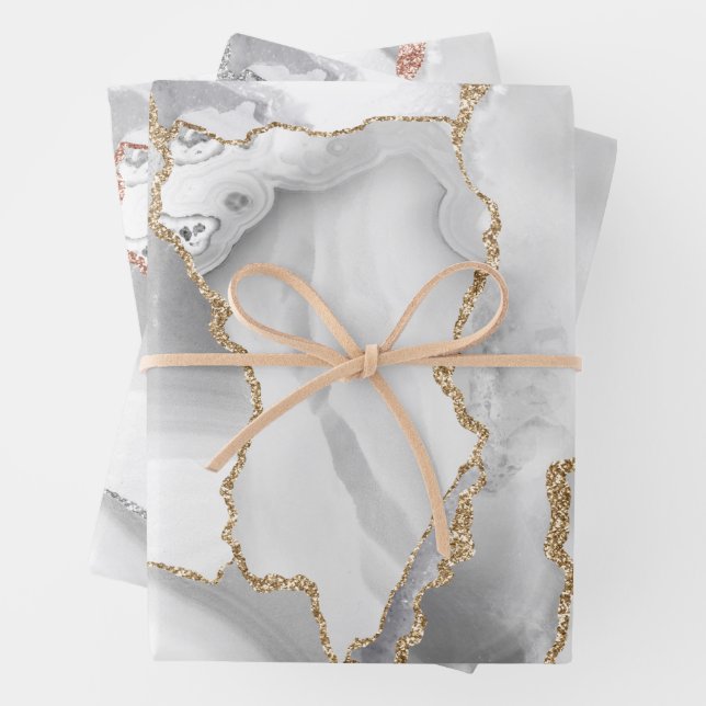 Feuille De Papier Cadeau agneau blanc (En situation)