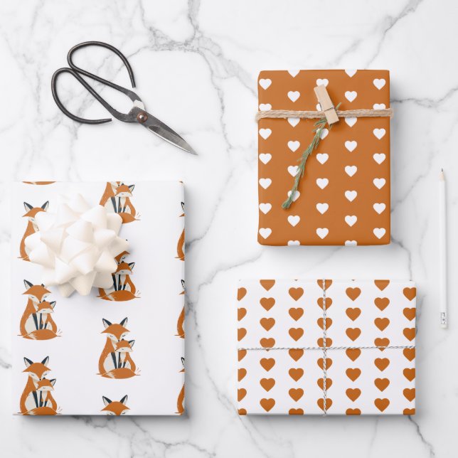 Feuille De Papier Cadeau Animaux de forêt avec Motif cardiaque (Recto)