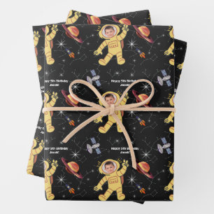 Feuille De Papier Cadeau Anniversaire de l'espace Nom de l'astronaute