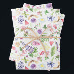 Feuille De Papier Cadeau Aquarelle botanique Cadeau Fleur sauvage<br><div class="desc">Papier cadeau Whimiscal Botanical fleur sauvage d'aquarelle! Parfait pour les fêtes d'été et de printemps.</div>