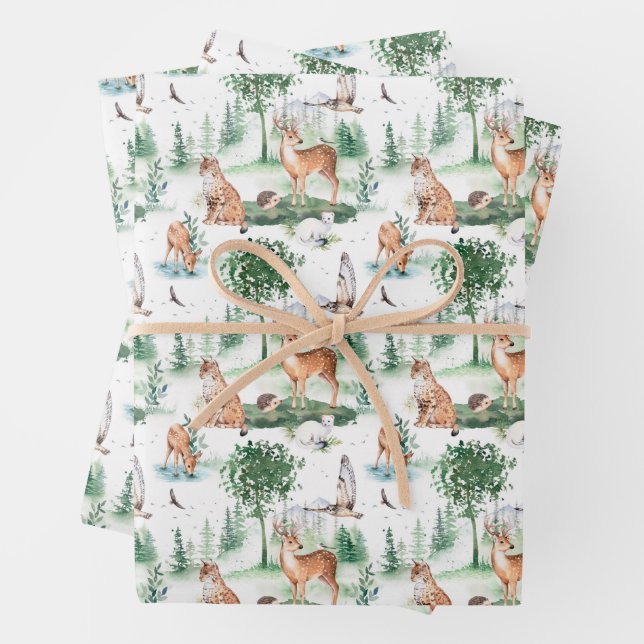 Feuille De Papier Cadeau Aquarelle Woodland Baby Motif animal (En situation)