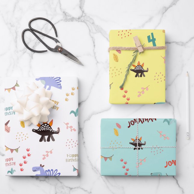 Feuille De Papier Cadeau Baby Boy Dinosaur Nom et âge personnalisés (Recto)