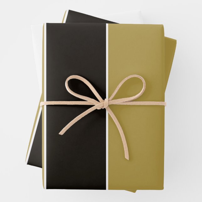 Feuille De Papier Cadeau Bandes noires, dorées et blanches (En situation)
