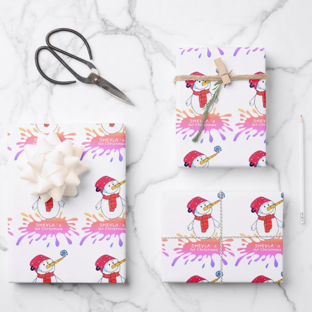 Feuille De Papier Cadeau Bébé mignon Snowman`s premier bébé rose de Noël (Recto)