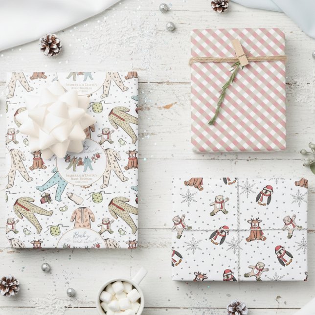 Feuille De Papier Cadeau Bébé son Baby shower froid à l'extérieur de l'hive (Christmas Baby Pajamas and Penguin, Reindeer, Teddy Bear Pattern for Winter Baby Shower Gift Wrap)