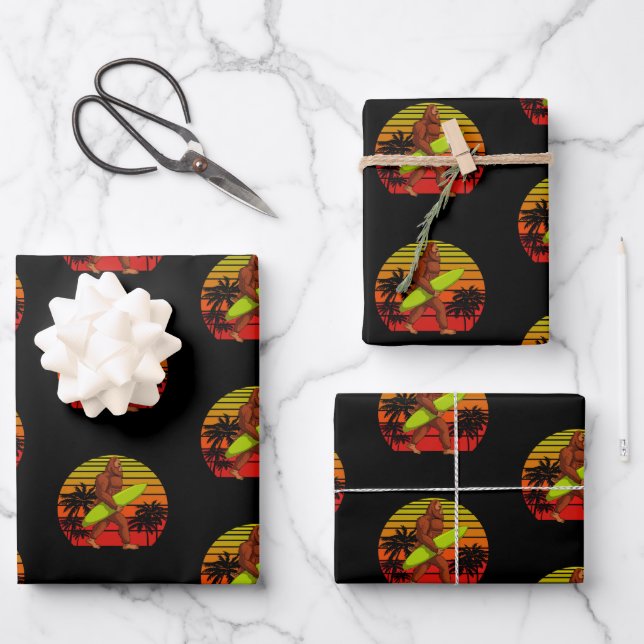 Feuille De Papier Cadeau Bigfoot Sasquatch Surfer Dude Surf Board (Recto)