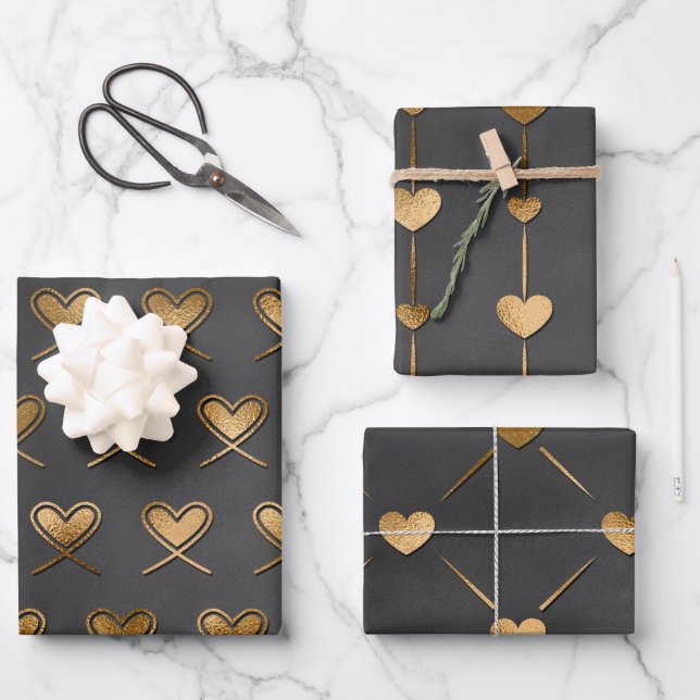 Feuille De Papier Cadeau Black with Gold Hearts Valentine's (Recto)