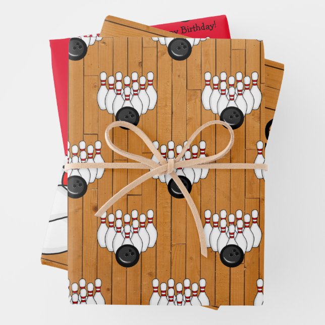 Feuille De Papier Cadeau Bowling Thème Anniversaire Personnalisé (En situation)