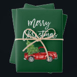 Feuille De Papier Cadeau Bracelet Script Christmas Red Truck Green<br><div class="desc">Script de brosse moderne Aquarelle Couleur Vintage Camion rouge avec arbre de Noël - Feuille de papier à envelopper vert</div>