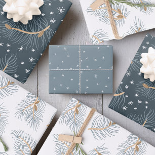 Feuille De Papier Cadeau Branches de sapins avec des flocons de neige  