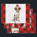 Feuille De Papier Cadeau Brittany Spanien Christmas Chien Red Buffalo Plaid<br><div class="desc">Un adorable chien espagnol breton est prêt pour la saison des fêtes avec son chapeau de Père Noël. Ce mignon chien de Noël est jumelé à un drap de vacances de buffle rouge sur cet ensemble de enveloppes cadeaux pour l'amoureux des chiens.</div>