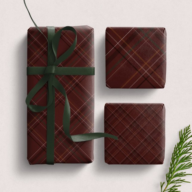 Feuille De Papier Cadeau Burgundy Christmas plaid dark elegant holiday (Créateur téléchargé)