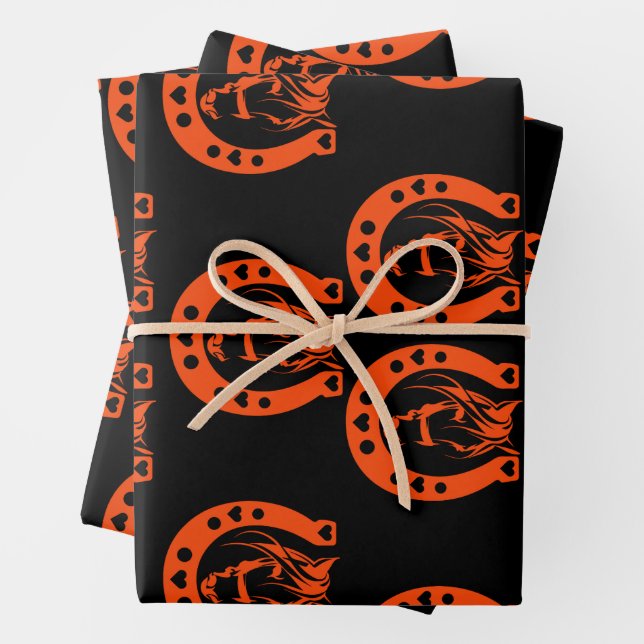 Feuille De Papier Cadeau Cadeau équestre à cheval (En situation)