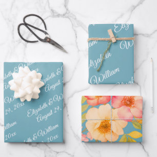 Feuille De Papier Cadeau Cadre aux roses, style mariage sur fond bleu rétro