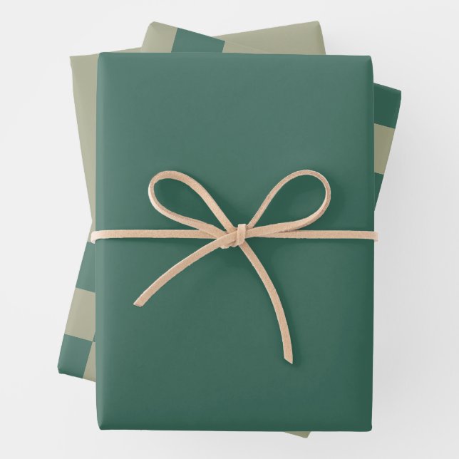 Feuille De Papier Cadeau Carton de contrôle vert et d'épaisseur de forêt et (En situation)