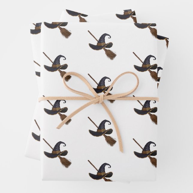 Feuille De Papier Cadeau Casquette de sorcière et Broomstick (En situation)