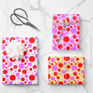 Feuille De Papier Cadeau Cercles Rouges et Roses Rétro et Points