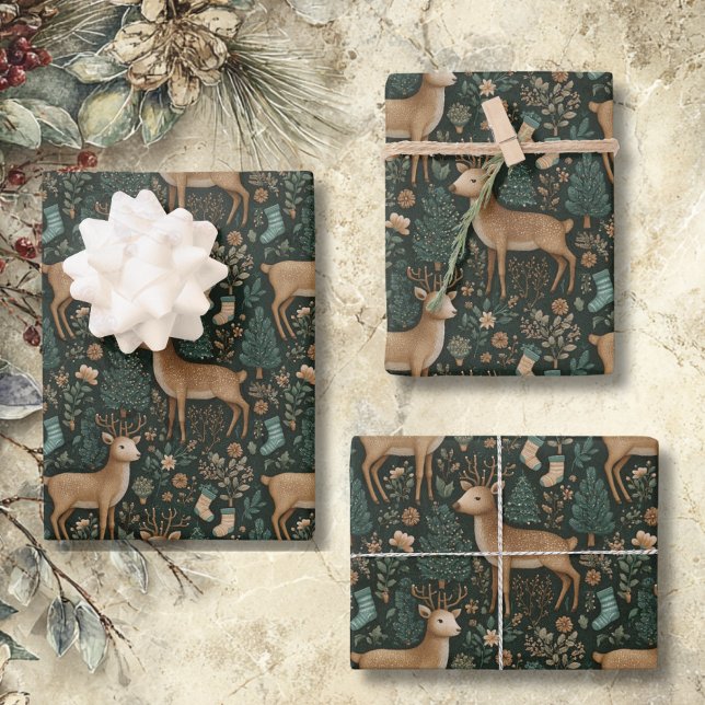 Feuille De Papier Cadeau Cerf de la forêt rustique et arbre de Noël  (Créateur téléchargé)