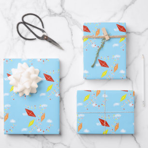 Feuille De Papier Cadeau Cerfs-volants dans le ciel Motif bleu pour enfants