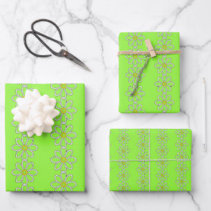 Feuille De Papier Cadeau Chaîne de marguerite blanche sur arrière - plan ve