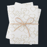Feuille De Papier Cadeau Charms de coeur décoratifs élégants or et blanc<br><div class="desc">L'œuvre d'art présente de charmants cœurs décoratifs dans un motif élégant dans une palette de couleurs or et blanc. 
Pour toute question,  contactez l'artiste à wafadahdalcreates@gmail.com. © Wafa Y. Dahdal - Tous droits réservés. WD Art</div>