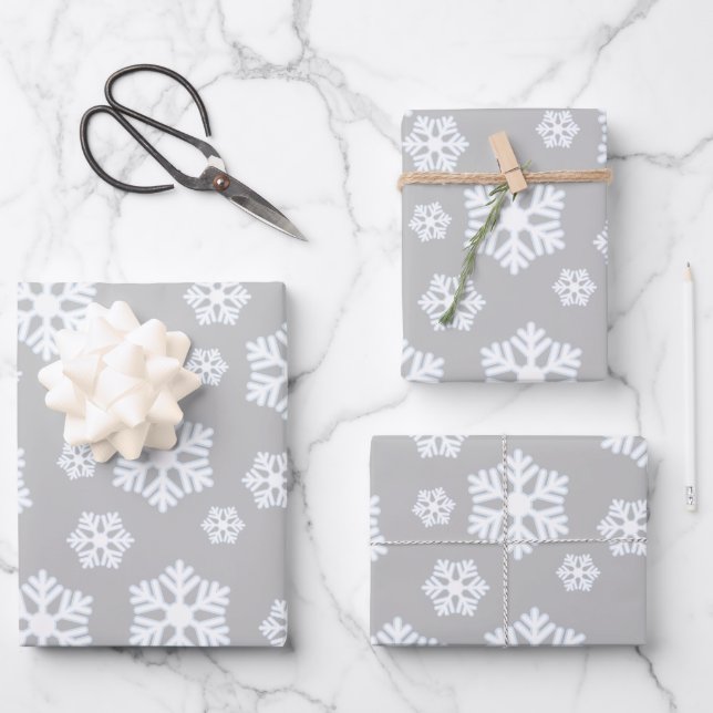 Feuille De Papier Cadeau Chic blanc Snowflakes Motif nordique sur gris clai (Recto)