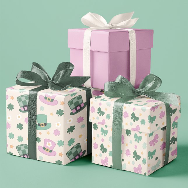 Feuille De Papier Cadeau Chic Shamrock, arc et Casquette Patrick’s Day set  (Chic Shamrock, bow and Hat Patrick’s Day set of 3 Wrapping Paper Sheets)