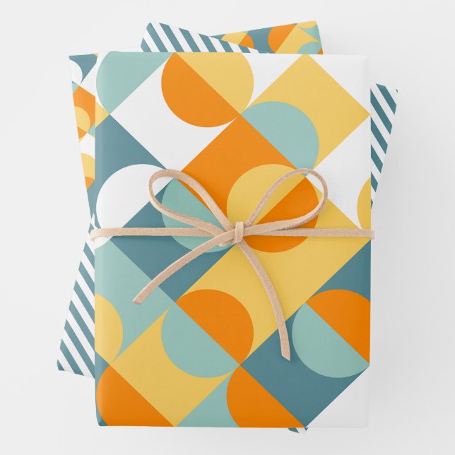 Feuille De Papier Cadeau Chic Sunny Orange Turquoise Cercles Bleus Motif d' (En situation)