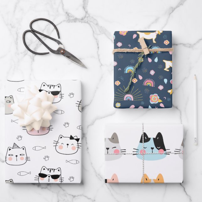 Feuille De Papier Cadeau Chiens et chats sont conçus pour les enfants. (Recto)