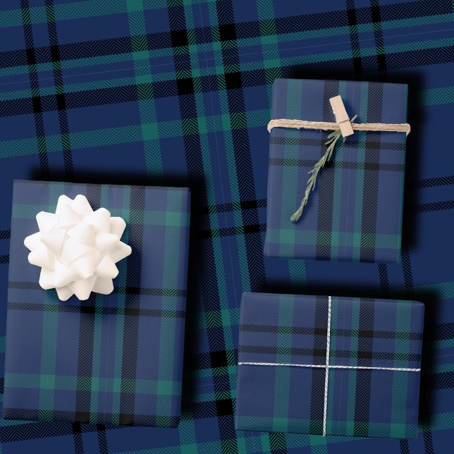 Feuille De Papier Cadeau Classic Navy and Green Tartan Christmas (Créateur téléchargé)