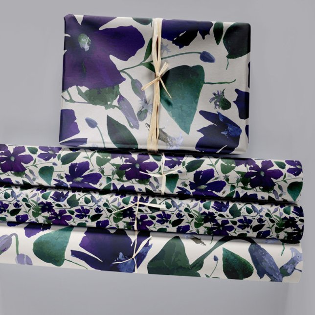 Feuille De Papier Cadeau Clematis Trio Découpage Cadeau Floral Violet (Elegant Purple Floral Pattern Wrapping Paper Sheets. Jenn Steffen-Studio Posies.)