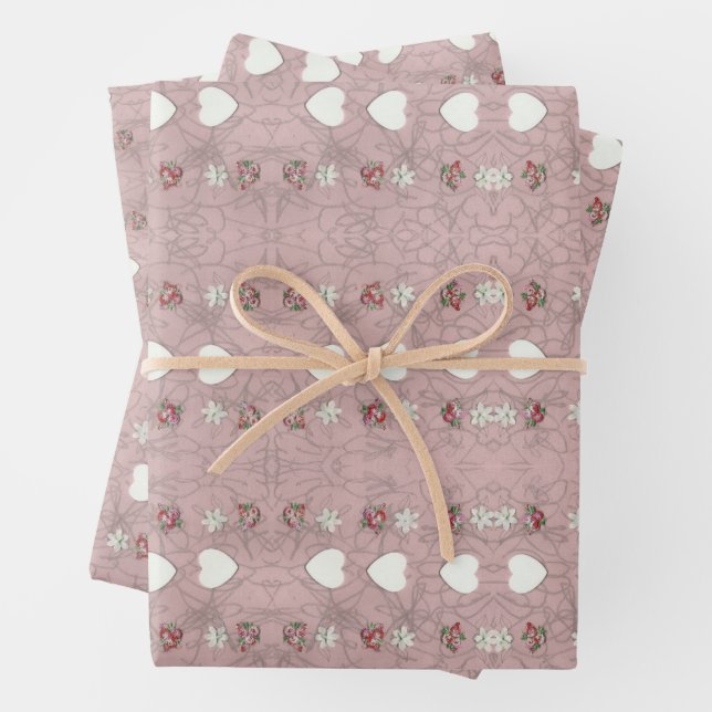 Feuille De Papier Cadeau Coeurs et fleurs (En situation)