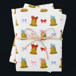 Feuille De Papier Cadeau Coquette Noël cloches et vaches Classique<br><div class="desc">Célébrez un Noël coquette cette saison avec des imprimés de Noël bons et enjoués pour vos Beaus et Belles. Conçues à l'origine pour l'impression de Noël de ma fille cadette, ces Bows and Belles pour Beaus et Belles évoquent une fête de Noël classique ! Parfait pour envelopper les cadeaux et...</div>