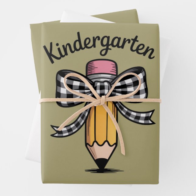Feuille De Papier Cadeau Coquette Pencil Bow Kindergarten Teacher School (En situation)