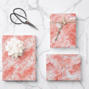 Feuille De Papier Cadeau Coral rose et Marbre blanc comme Motif fluide